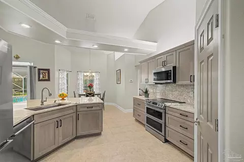 Kitchen - 3019 Greystone Dr, Pace, FL 32571 photo 6 of 7