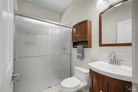 Bath - 3019 Greystone Dr, Pace, FL 32571 photo 4 of 4