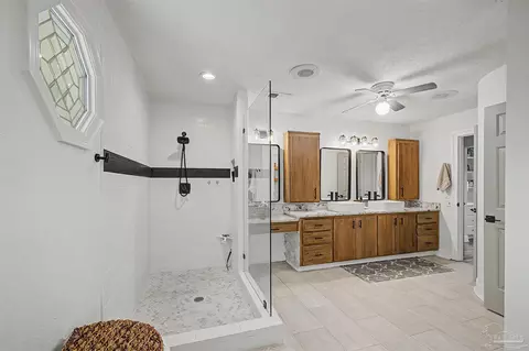 4596 Bayside Dr, Milton, FL 32583 photo 31