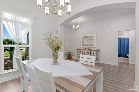 Dining - 6565 Cedar Key Dr, Milton, FL 32570 photo 2 of 3