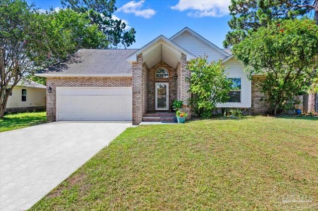 6435 Garden Dr, Gulf Breeze, FL 32563