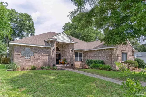 6044 Forest Green Rd, Pensacola, FL 32505
