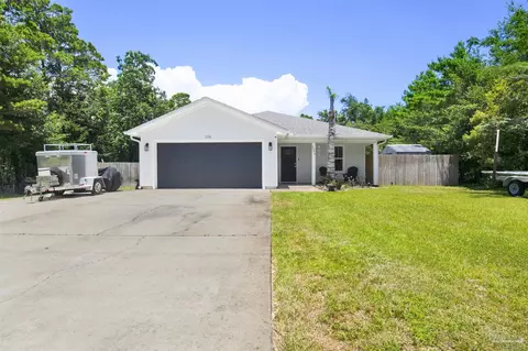 5396 Maverick Ln, Gulf Breeze, FL 32563