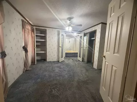 5244 Madison Ave, Pace, FL 32571 photo 10