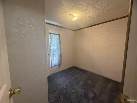 5244 Madison Ave, Pace, FL 32571 photo 3