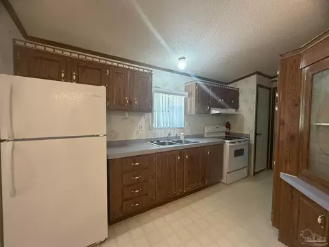 5244 Madison Ave, Pace, FL 32571 photo 7