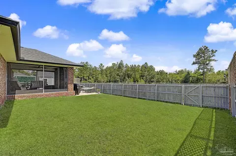 Exterior - 5643 Burr St, Milton, FL 32570 photo 8 of 9