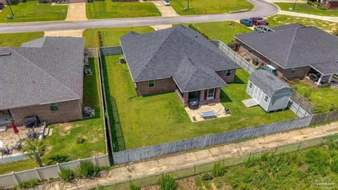 View/Area - 5643 Burr St, Milton, FL 32570 photo 2 of 5