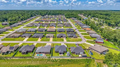 View/Area - 5643 Burr St, Milton, FL 32570 photo 4 of 5