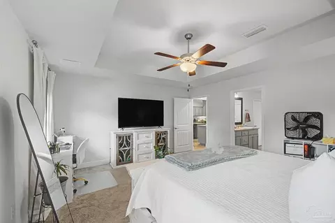 Bedroom - 5643 Burr St, Milton, FL 32570 photo 2 of 7