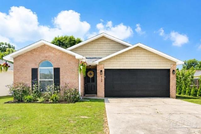 329 Mizzen Ln, Pensacola, FL 32507