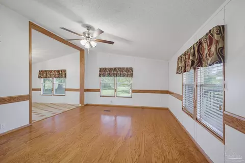 4006 Mccutchin Dr, Jay, FL 32565 photo 7