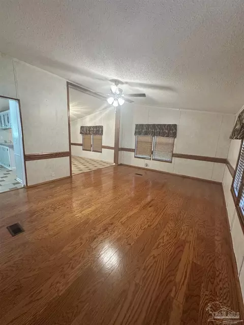 4006 Mccutchin Dr, Jay, FL 32565 photo 10