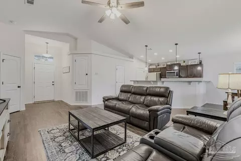 Entry Way - 4378 Thistle Pine Ct, Pace, FL 32571 photo 2 of 8