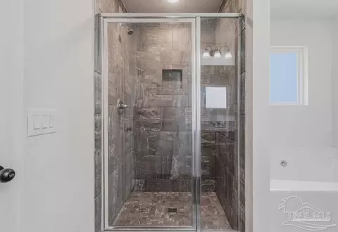 Bath - 4378 Thistle Pine Ct, Pace, FL 32571 photo 1 of 3
