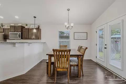 Dining - 4378 Thistle Pine Ct, Pace, FL 32571 photo 1 of 4