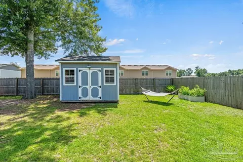 Exterior - 4378 Thistle Pine Ct, Pace, FL 32571 photo 5 of 8