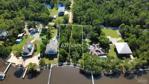 879 Dolphin Rd, Milton, FL 32583 photo 2
