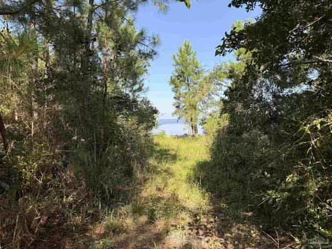 879 Dolphin Rd, Milton, FL 32583 photo 12
