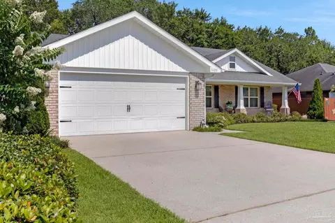 5605 Tucker Cir, Pace, FL 32571 photo 2