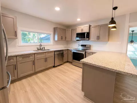 232 Alton Rd, Pensacola, FL 32507