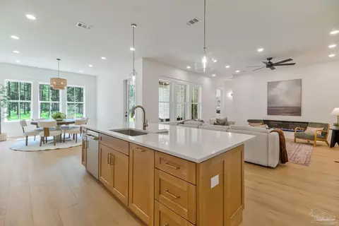 Kitchen - 8879 Naturewalk Dr, Jay, FL 32565 photo 5 of 5