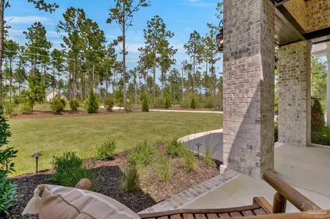 Exterior - 8879 Naturewalk Dr, Jay, FL 32565 photo 4 of 16