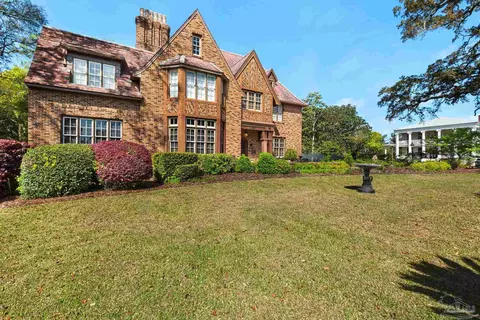 1125 N Spring St, Pensacola, FL 32501