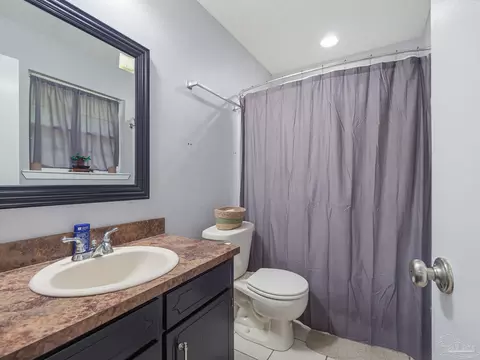 Bath - 5692 Pine Ridge Dr, Milton, FL 32570 photo 2 of 3