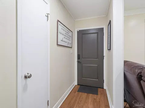 Entry Way - 5692 Pine Ridge Dr, Milton, FL 32570 photo 1 of 3