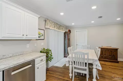 6708 Da Lisa Rd, Milton, FL 32583 photo 13