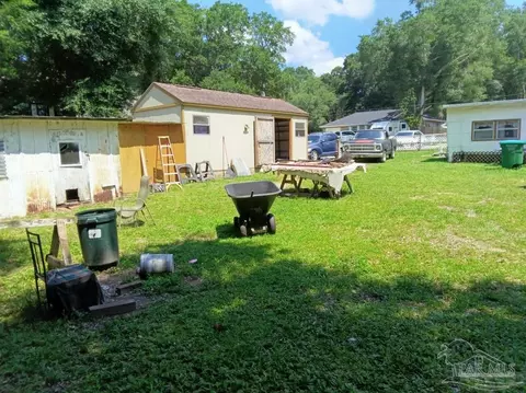 6329 Simpson Dr, Milton, FL 32570 photo 3