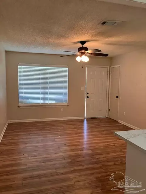 4075 Charles Cir, Pace, FL 32571 photo 9