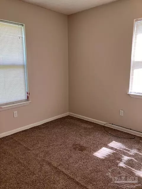 4075 Charles Cir, Pace, FL 32571 photo 5