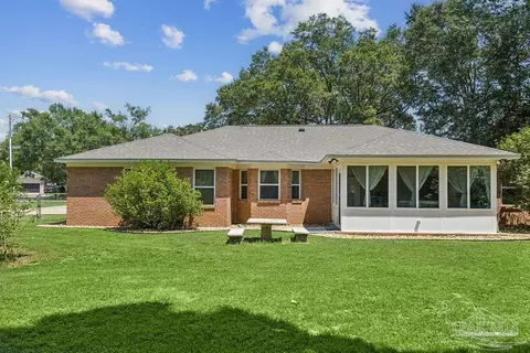 5097 Hamilton Ln, Pace, FL 32571 photo 8