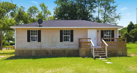 1805 Dr Martin Luther King Jr Dr, Pensacola, FL 32503