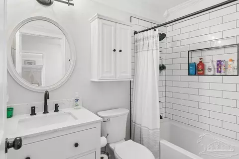 Bath - 3028 Greystone Dr, Pace, FL 32571 photo 6 of 6