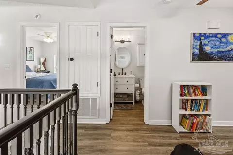 Entry Way - 3028 Greystone Dr, Pace, FL 32571 photo 4 of 8