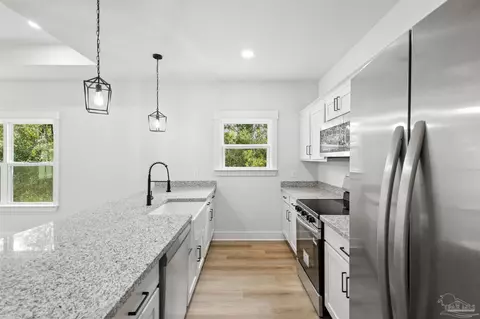 Kitchen - 3257 Glade Dr, Milton, FL 32583 photo 2 of 2