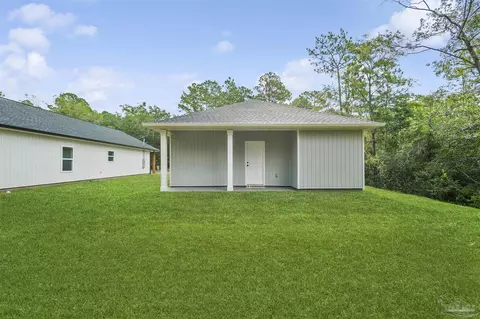 Exterior - 3257 Glade Dr, Milton, FL 32583 photo 3 of 3