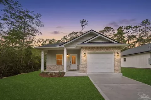 Exterior - 3257 Glade Dr, Milton, FL 32583 photo 2 of 3
