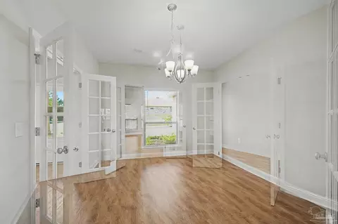 400 Broadleaf Cir, Cantonment, FL 32533 photo 7