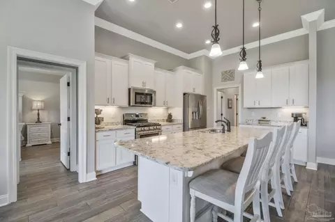 2133 Eagles Ridge Cv, Cantonment, FL 32533 photo 11