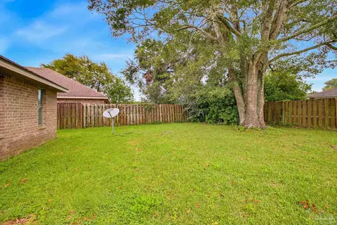 Exterior - 4939 Makenna Cir, Pace, FL 32571 photo 10 of 10