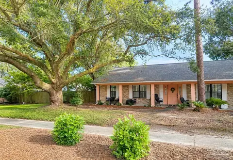 4231 Burtonwood Cir, Pensacola, FL 32514