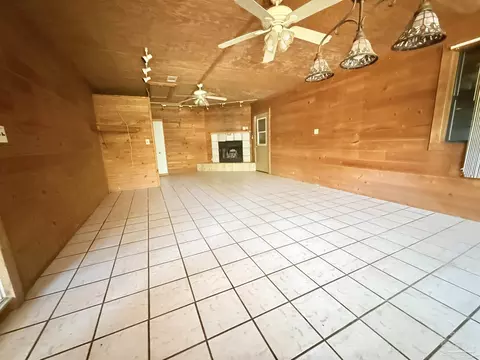 5244 Suwanee St, Milton, FL 32583 photo 6