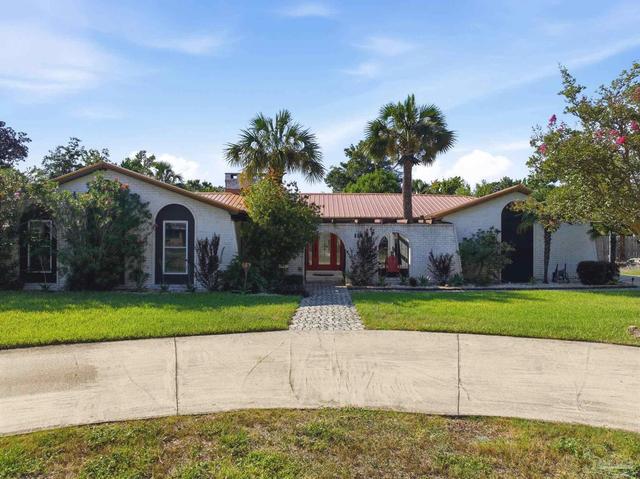 114 Fairpoint Dr, Gulf Breeze, FL 32561