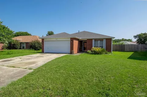 627 Batten Blvd, Pensacola, FL 32507