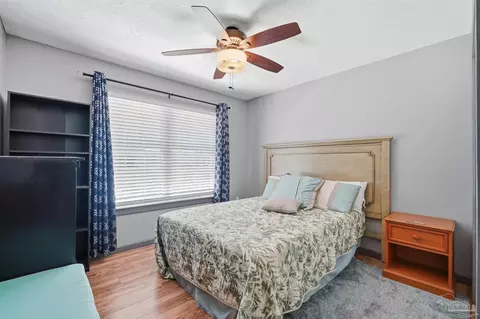 Bedroom - 4503 Rice Rd, Milton, FL 32583 photo 4 of 5