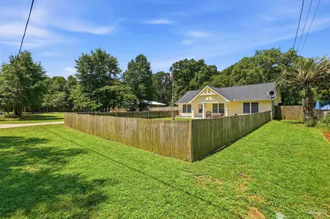 Exterior - 4503 Rice Rd, Milton, FL 32583 photo 13 of 18